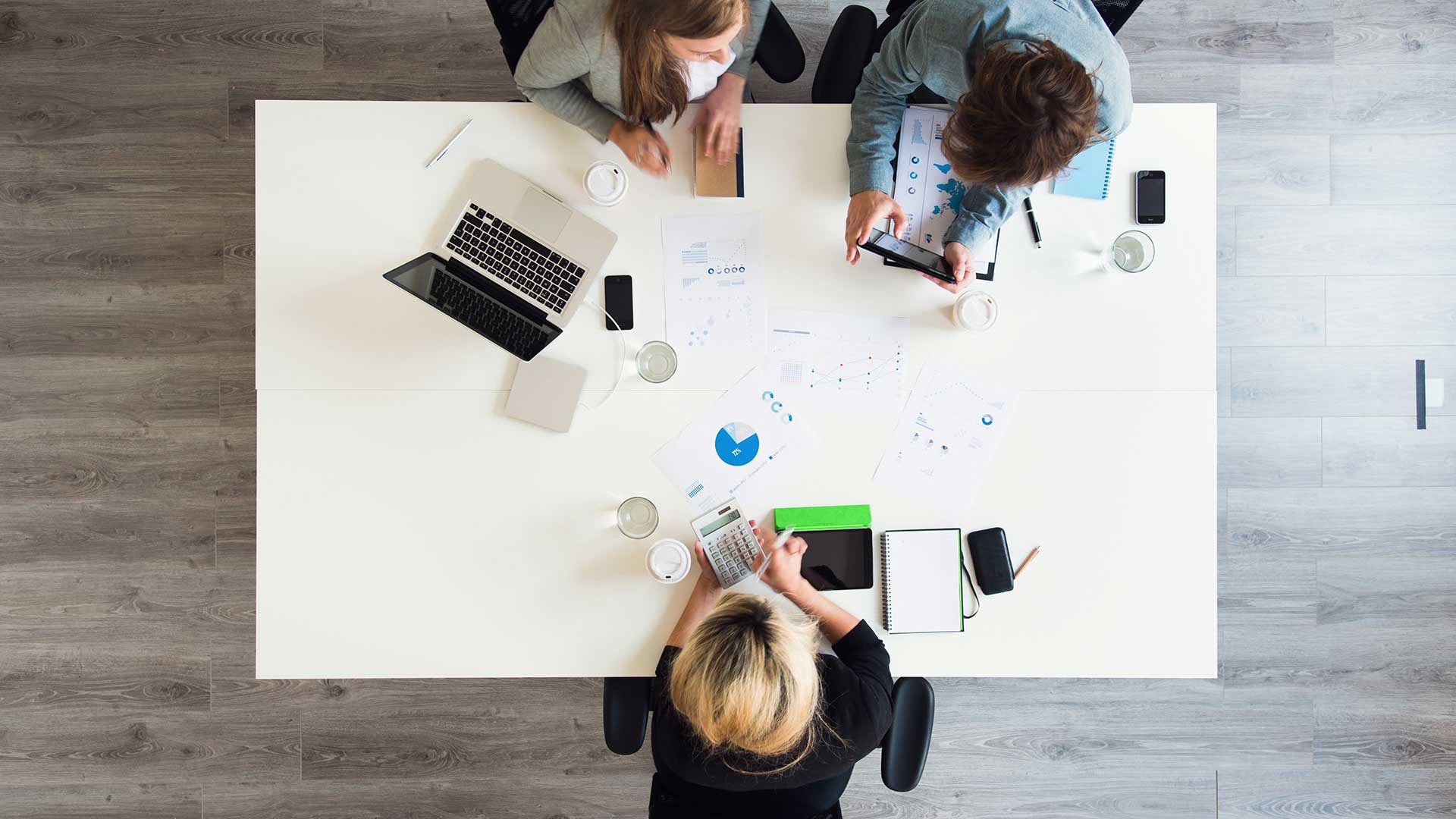 8 Steps to consider while building an ecommerce website development